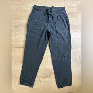 Young Fabulous & Broke 100% Tencel cropped pants size medium